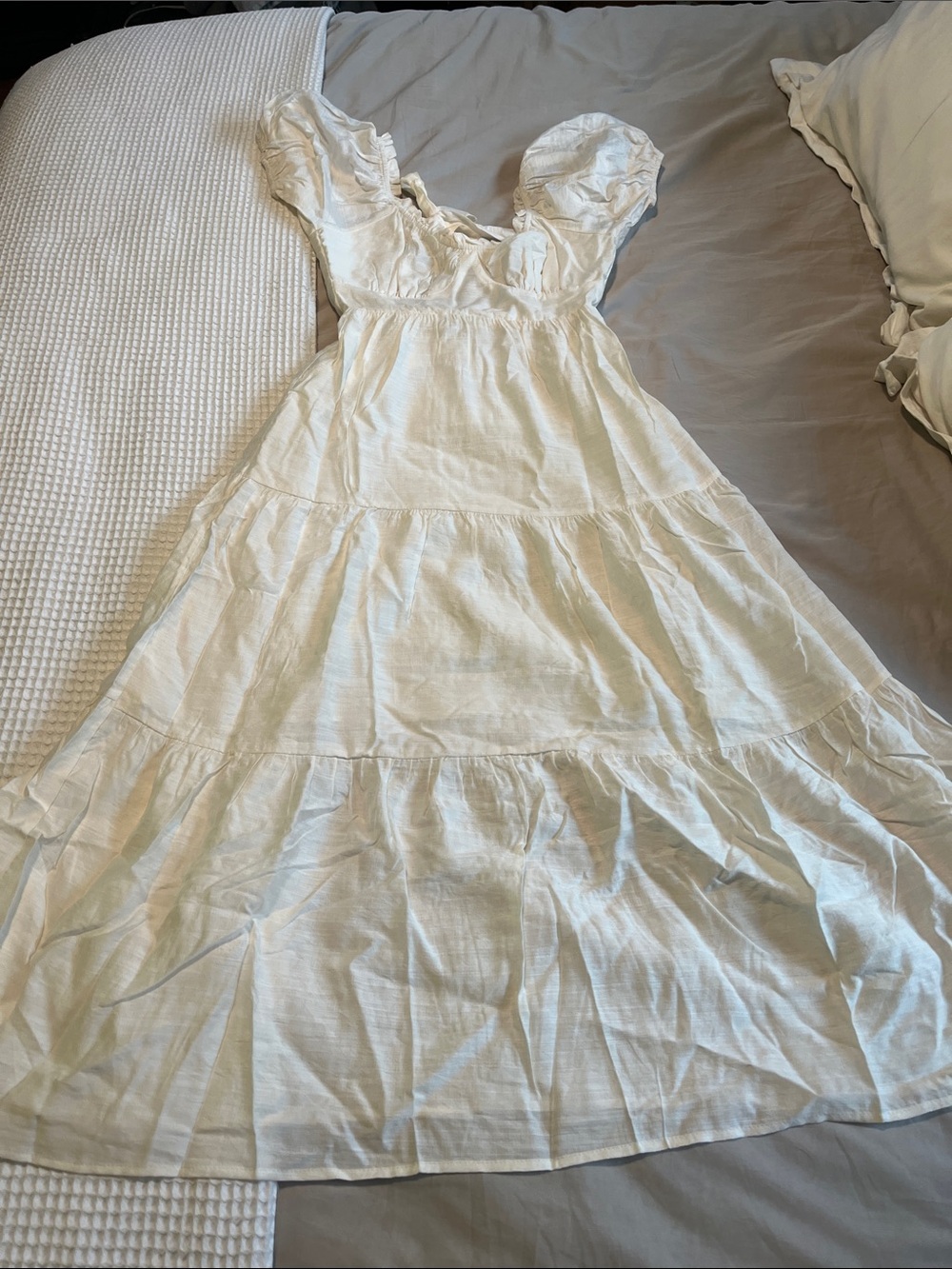 Forever 21 Cream White Maxi Dress with Puff Sleeves